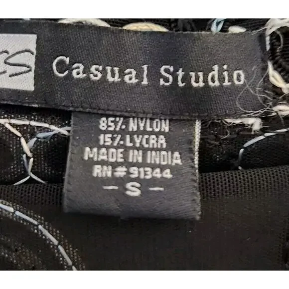 CS Casual Studio Women's Embroidered Floral Black Stretch Zip Jacket Size Sz‎ S - Picture 7 of 8